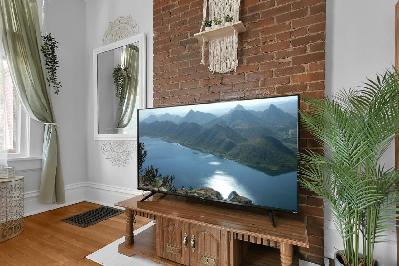 Modern Boho Stylish 1br Near Dt On Historic Street Appartement